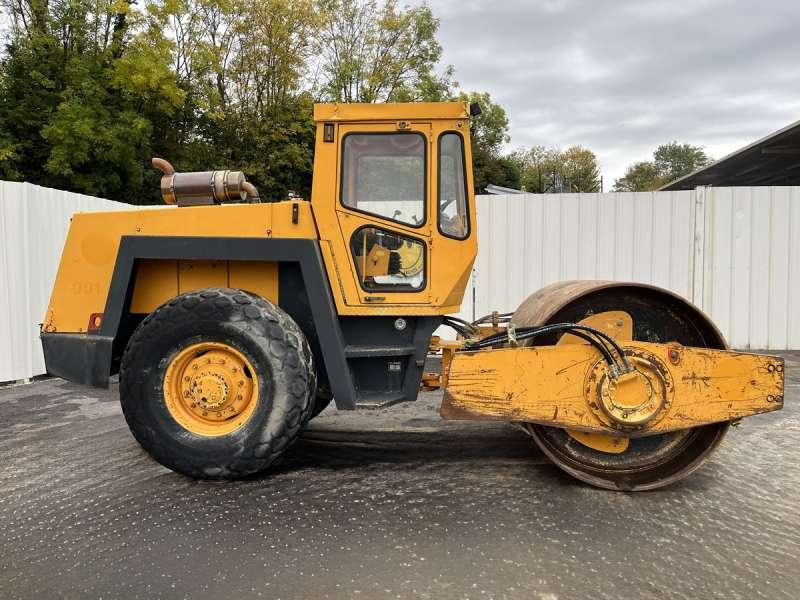 Leasing de Bomag BW213D Bomag BW213D: foto 7