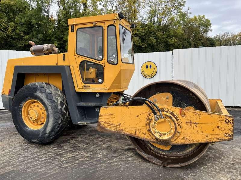 Bomag BW213D - Compactador mixto: foto 1 Bomag BW213D - Compactador mixto: foto 1