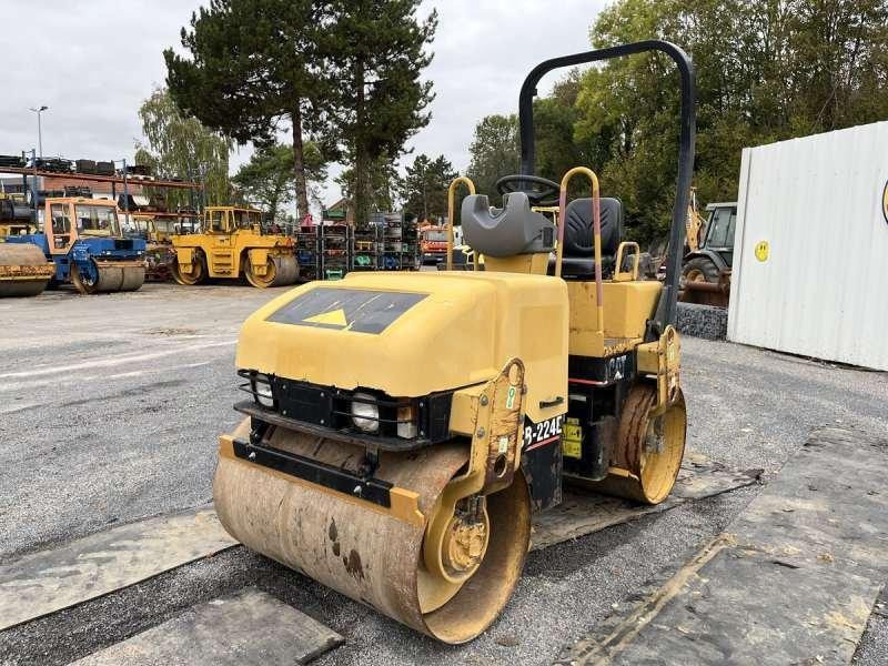 Caterpillar CB-224E - Apisonadora de asfalto: foto 3 Caterpillar CB-224E - Apisonadora de asfalto: foto 3