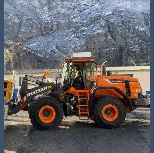 Doosan DL300 - Cargadora de ruedas: foto 4 Doosan DL300 - Cargadora de ruedas: foto 4