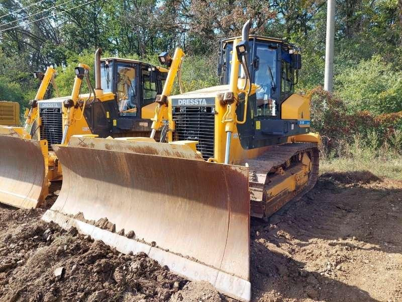 Dressta TD-15M SERIES2 - Bulldozer: foto 1 Dressta TD-15M SERIES2 - Bulldozer: foto 1