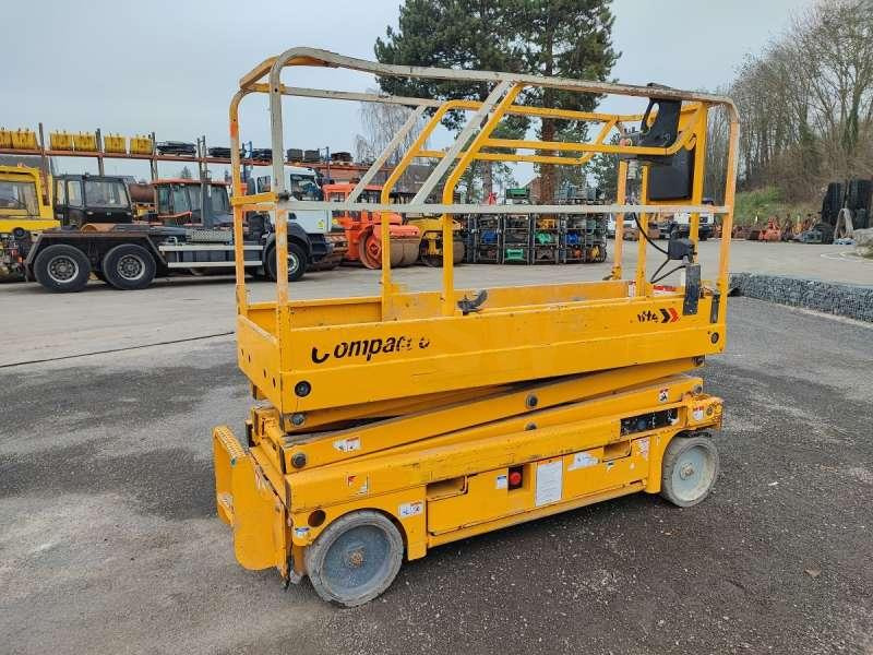 Haulotte CISEAUX COMPACT 8 - Plataforma de mástil vertical: foto 4 Haulotte CISEAUX COMPACT 8 - Plataforma de mástil vertical: foto 4