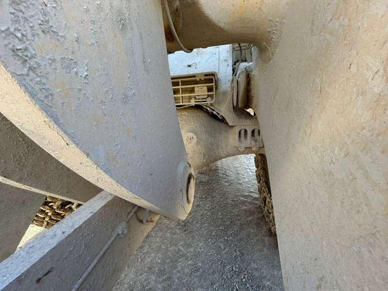 Cargadora de ruedas Komatsu WA600-8E0: foto 37