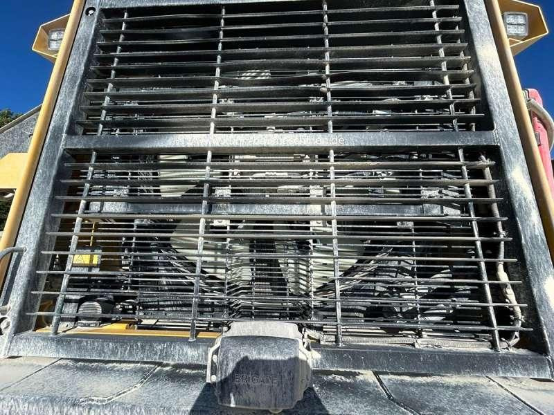 Cargadora de ruedas Komatsu WA600-8E0: foto 36