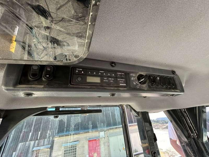 Cargadora de ruedas Komatsu WA600-8E0: foto 14