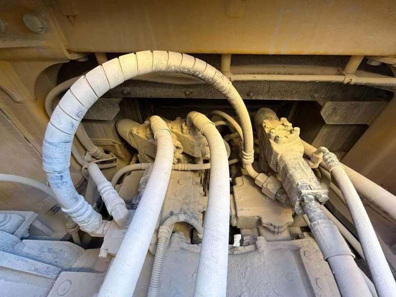 Cargadora de ruedas Komatsu WA600-8E0: foto 15