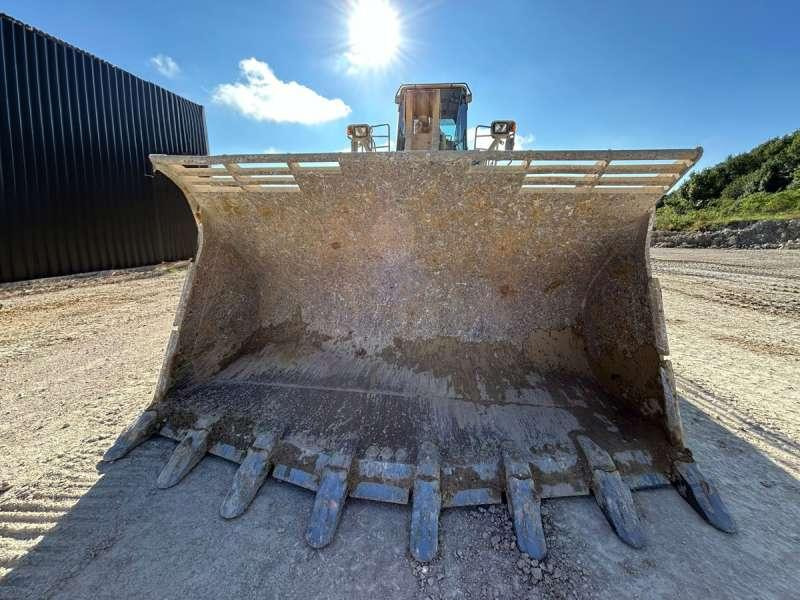 Cargadora de ruedas Komatsu WA600-8E0: foto 9