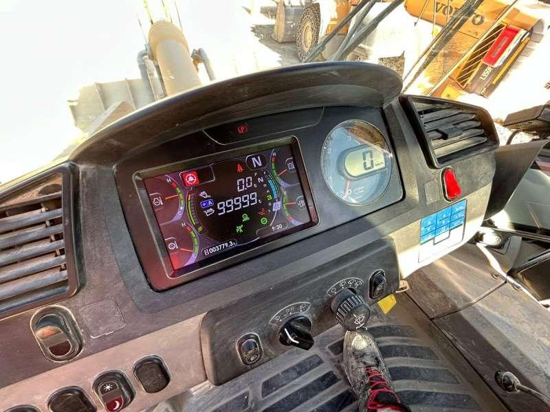 Cargadora de ruedas Komatsu WA600-8E0: foto 10