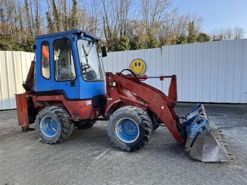 Kubota R520 - Retroexcavadora: foto 1 Kubota R520 - Retroexcavadora: foto 1