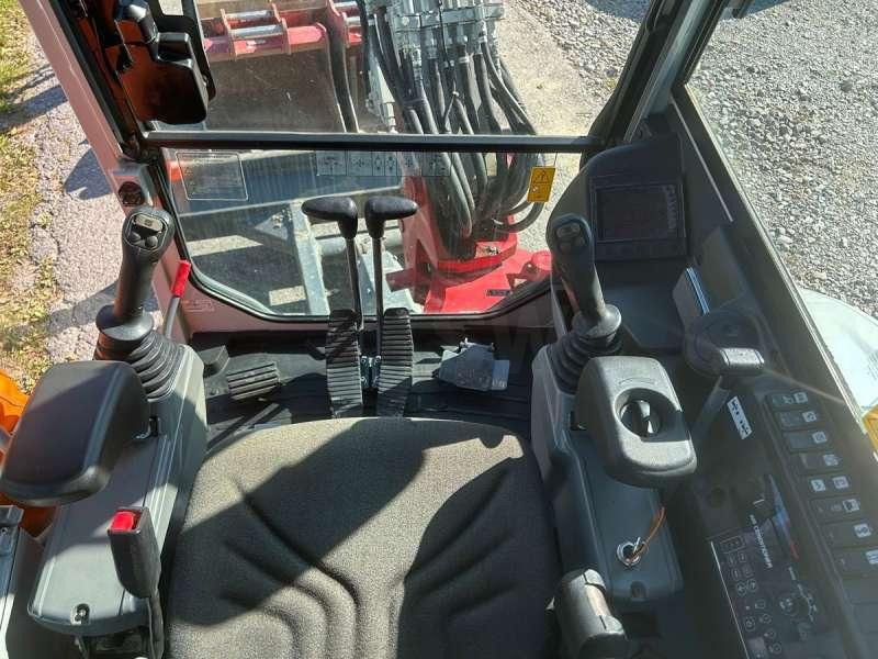 Takeuchi TB235-2 - Miniexcavadora: foto 4 Takeuchi TB235-2 - Miniexcavadora: foto 4