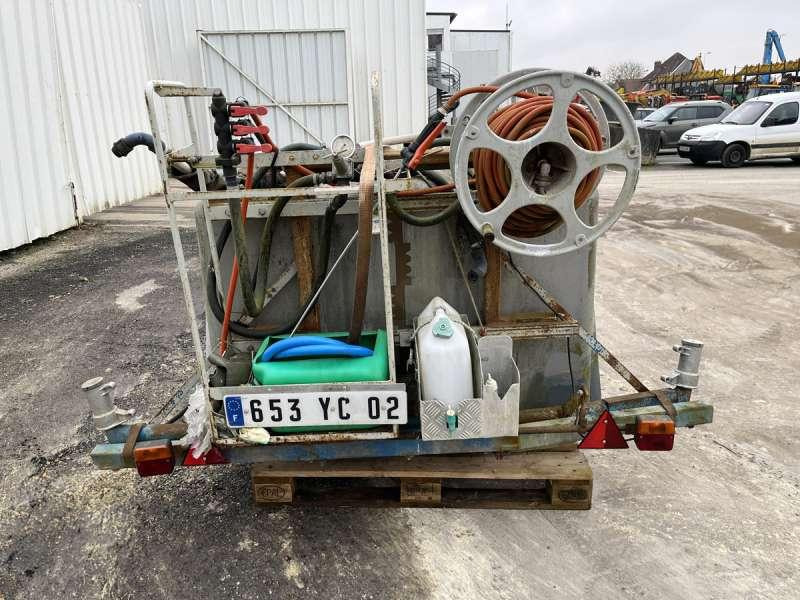 Tecnoma CUVE DE TRAITEMENT PHYTO - Pulverizador suspendido: foto 5 Tecnoma CUVE DE TRAITEMENT PHYTO - Pulverizador suspendido: foto 5