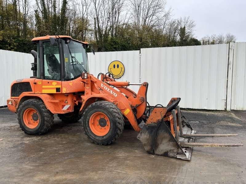 Volvo L30G - Cargadora de ruedas: foto 1 Volvo L30G - Cargadora de ruedas: foto 1