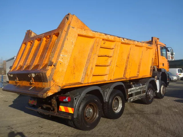MAN TGA 41.440 8X6 MEILLER 22 CUB MANUAL GEARBOX - Camión volquete: foto 4 MAN TGA 41.440 8X6 MEILLER 22 CUB MANUAL GEARBOX - Camión volquete: foto 4