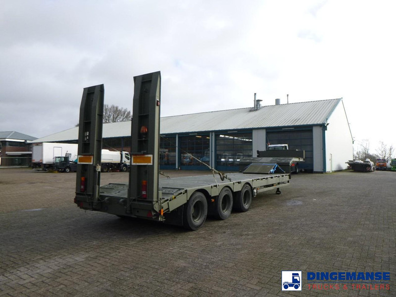 Broshuis 3-axle semi-lowbed trailer E-2130 / 73 t + ramps - Semirremolque góndola rebajadas: foto 3 Broshuis 3-axle semi-lowbed trailer E-2130 / 73 t + ramps - Semirremolque góndola rebajadas: foto 3