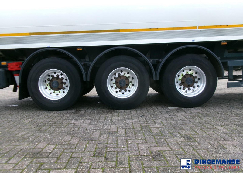 COBO Fuel tank alu 44.7 m3 / 6 comp - Semirremolque cisterna: foto 5 COBO Fuel tank alu 44.7 m3 / 6 comp - Semirremolque cisterna: foto 5