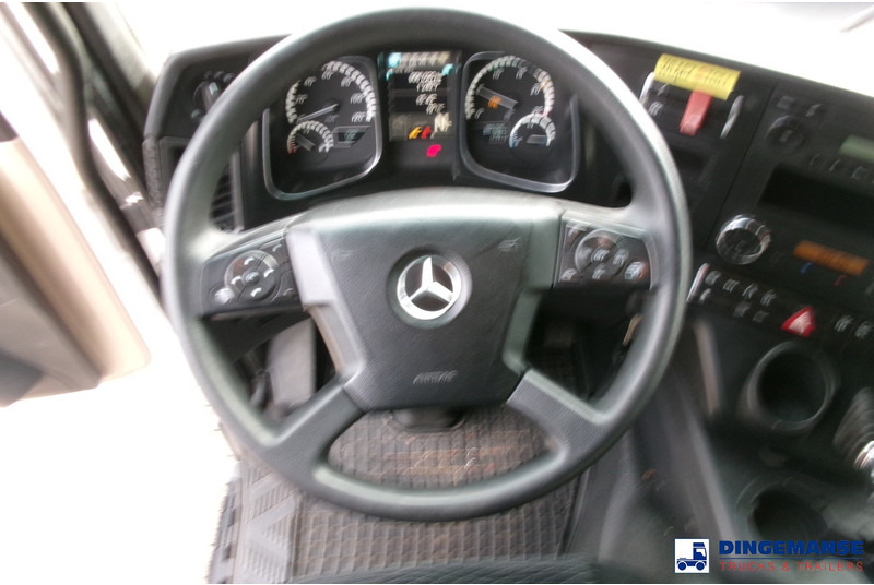 Foto del interior 2: Leasing de Mercedes-Benz Actros 1843 4x2 Euro 6 / ADR + PTO Mercedes-Benz Actros 1843 4x2 Euro 6 / ADR + PTO