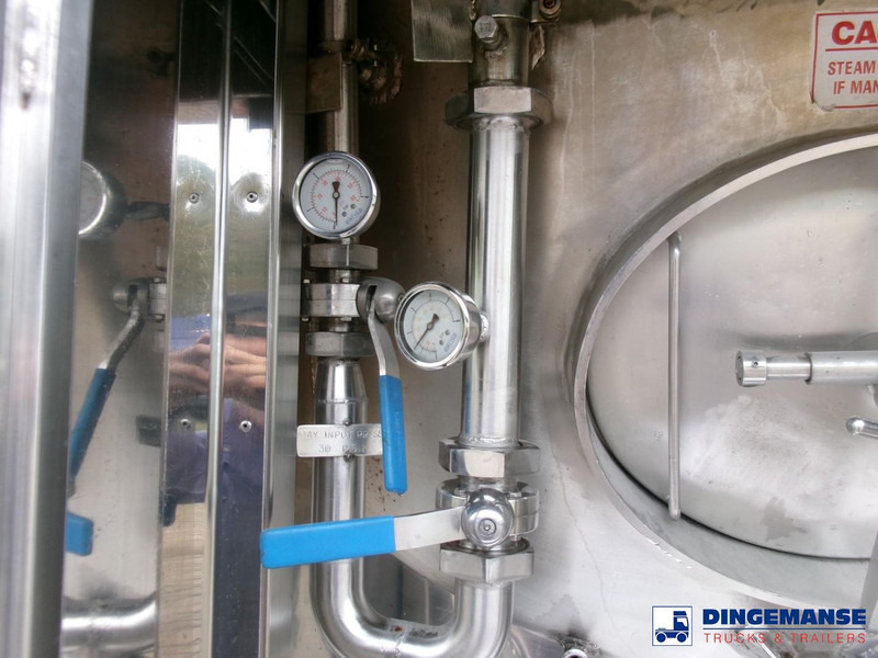 Semirremolque cisterna Clayton Food (beer) tank inox 30 m3 / 1 comp: foto 10