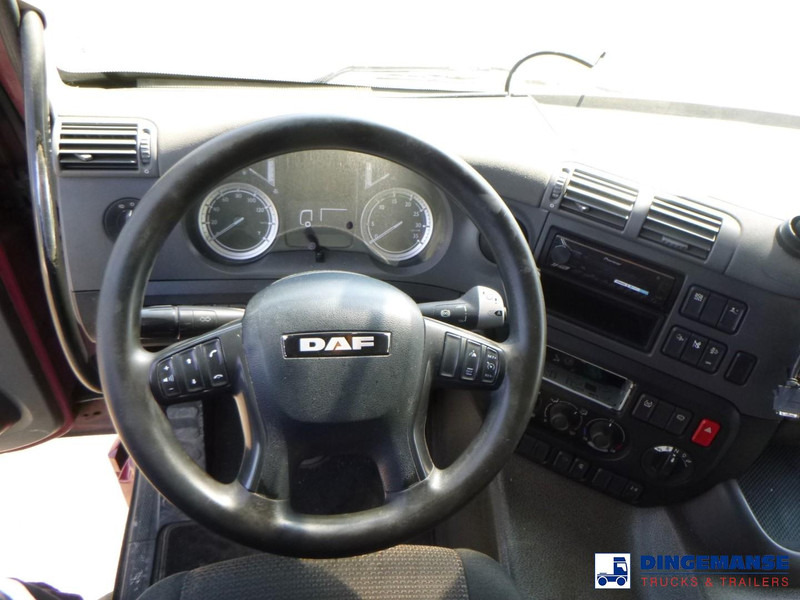 Camión lona DAF CF 310 4x2 Euro 6 curtain sider: foto 13 Camión lona DAF CF 310 4x2 Euro 6 curtain sider: foto 13