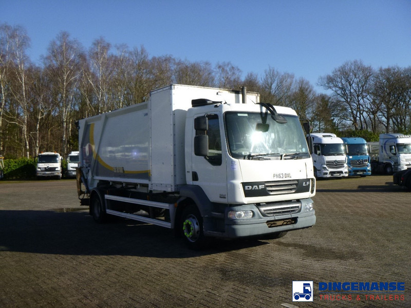 DAF LF 55.220 4X2 RHD Farid refuse truck - Camión de basura: foto 2 DAF LF 55.220 4X2 RHD Farid refuse truck - Camión de basura: foto 2