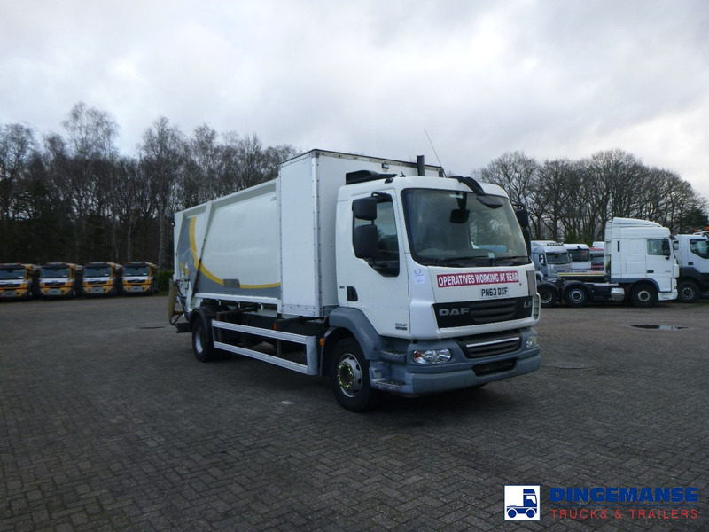 DAF LF 55.220 4X2 RHD Farid refuse truck - Camión de basura: foto 2 DAF LF 55.220 4X2 RHD Farid refuse truck - Camión de basura: foto 2
