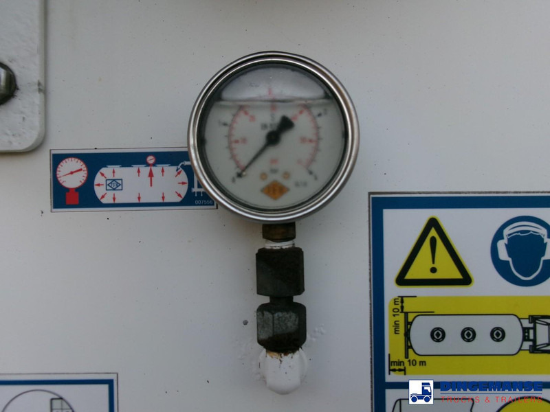 Semirremolque cisterna Feldbinder Powder tank alu alu 49 m3 / 1 comp: foto 15