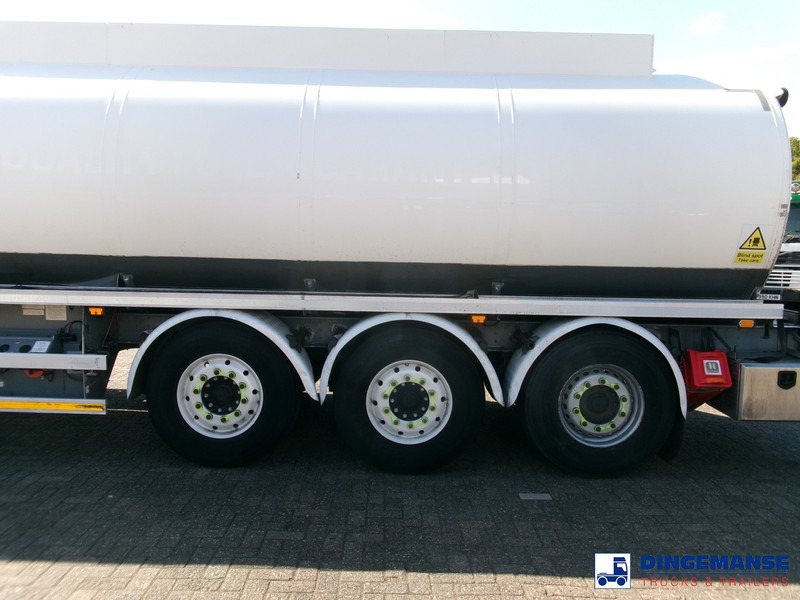 Lakeland Fuel tank alu 42.8 m3 / 6 comp + pump - Semirremolque cisterna: foto 5 Lakeland Fuel tank alu 42.8 m3 / 6 comp + pump - Semirremolque cisterna: foto 5