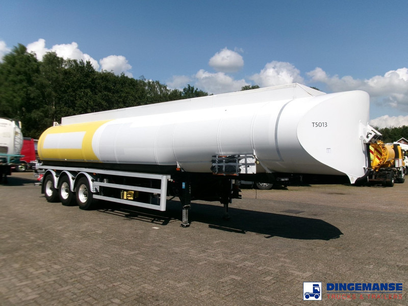 Lakeland Fuel tank alu 43 m3 / 6 comp - Semirremolque cisterna: foto 2 Lakeland Fuel tank alu 43 m3 / 6 comp - Semirremolque cisterna: foto 2
