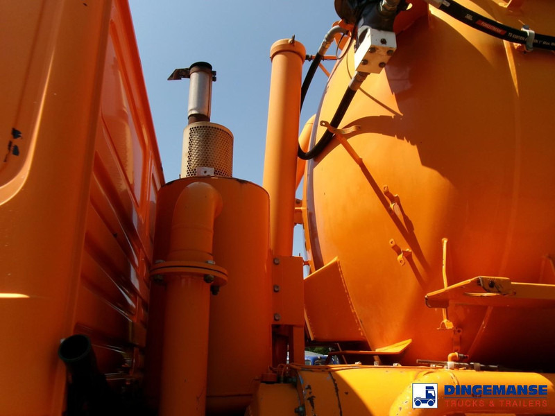 Leasing de MAN 41.463 8x4 Euro 2 vacuum tank ADR 15 m3 / 2 comp MAN 41.463 8x4 Euro 2 vacuum tank ADR 15 m3 / 2 comp: foto 20