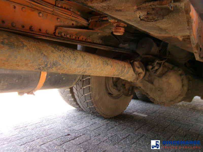 Leasing de MAN 41.463 8x4 Euro 2 vacuum tank ADR 15 m3 / 2 comp MAN 41.463 8x4 Euro 2 vacuum tank ADR 15 m3 / 2 comp: foto 11