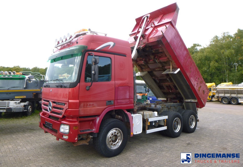 Mercedes-Benz Actros 3350 6x4 tipper - Camión volquete: foto 1 Mercedes-Benz Actros 3350 6x4 tipper - Camión volquete: foto 1