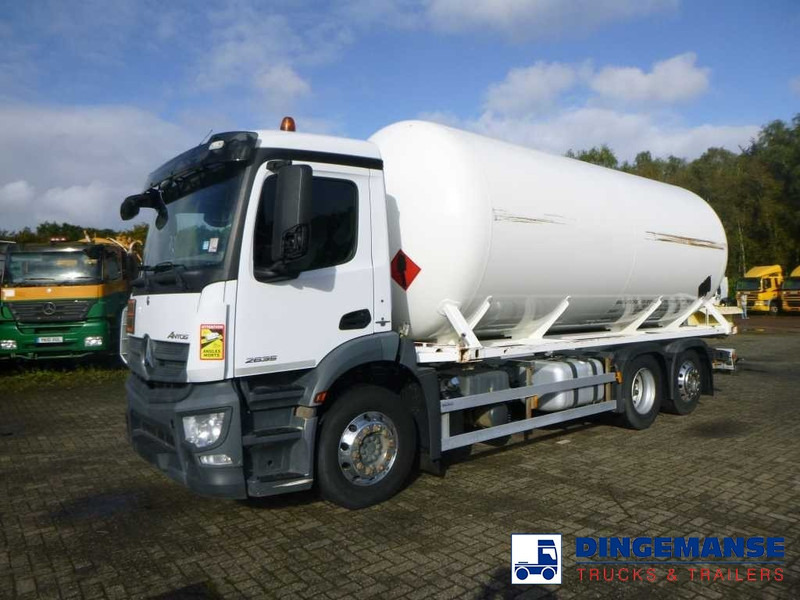 Mercedes-Benz Antos 2635 6x2 gas tank 28 m3 - Camión cisterna: foto 1 Mercedes-Benz Antos 2635 6x2 gas tank 28 m3 - Camión cisterna: foto 1