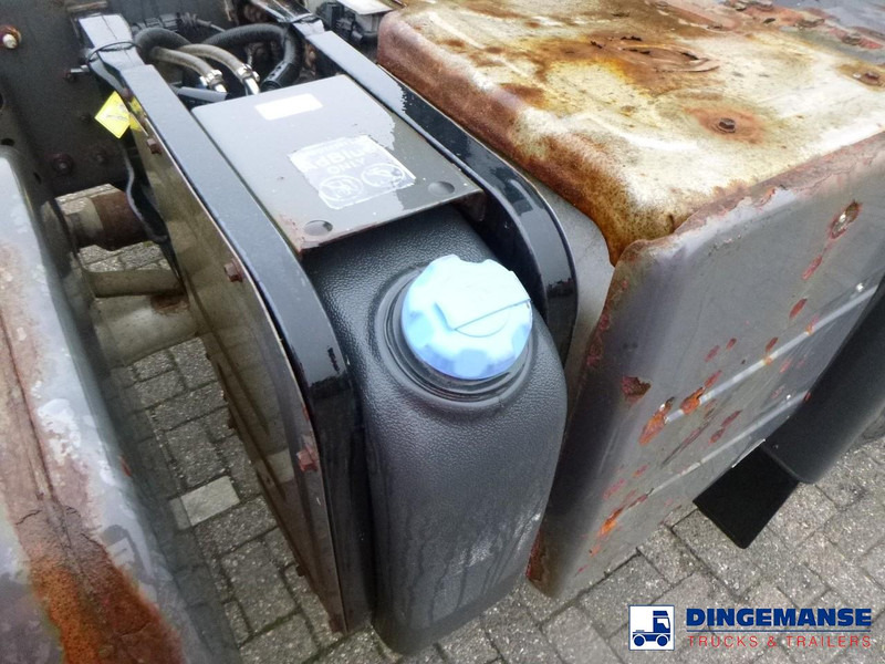 Camión chasis Renault Kerax 380 DXI 4x4 Euro 5 chassis + PTO: foto 13 Camión chasis Renault Kerax 380 DXI 4x4 Euro 5 chassis + PTO: foto 13