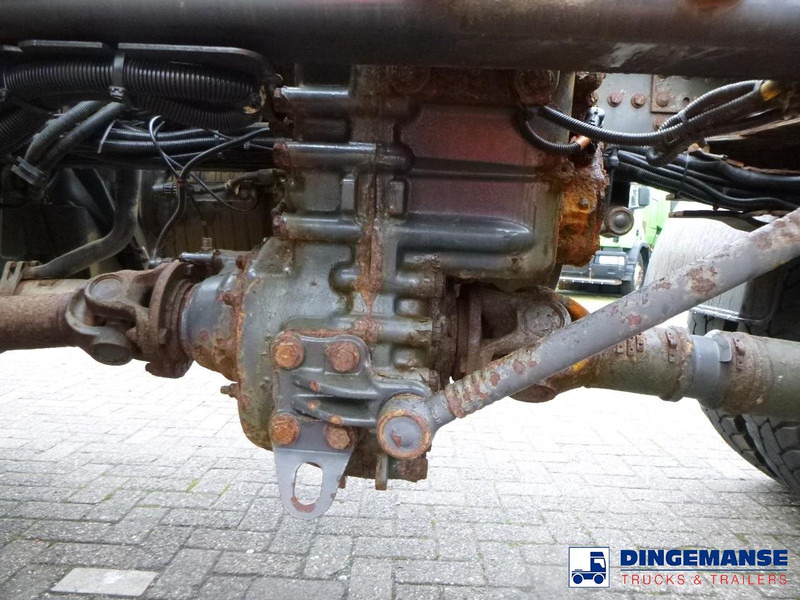 Camión chasis Renault Kerax 380 DXI 4x4 Euro 5 chassis + PTO: foto 9 Camión chasis Renault Kerax 380 DXI 4x4 Euro 5 chassis + PTO: foto 9