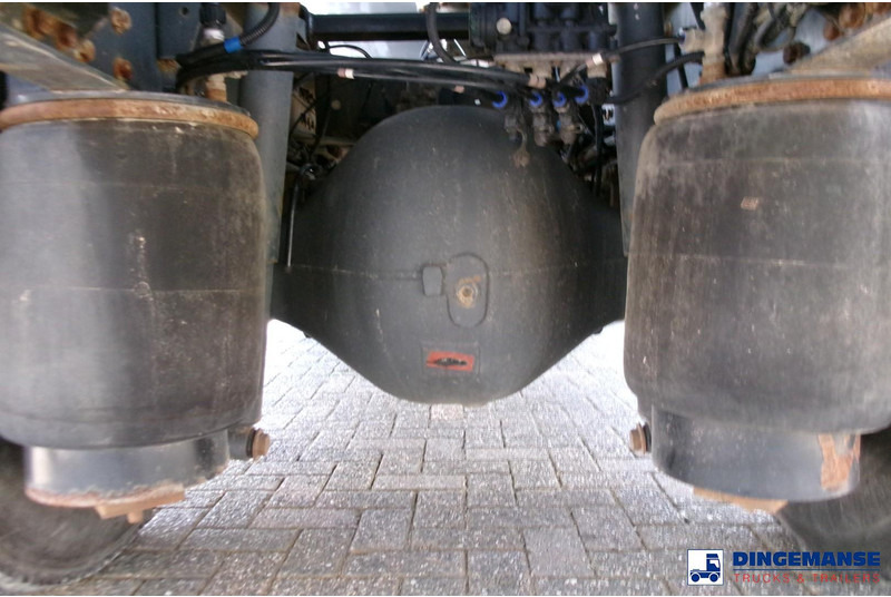 Renault Premium 270 4x2 fuel tank 13.7 m3 / 4 comp - Camión cisterna: foto 5 Renault Premium 270 4x2 fuel tank 13.7 m3 / 4 comp - Camión cisterna: foto 5