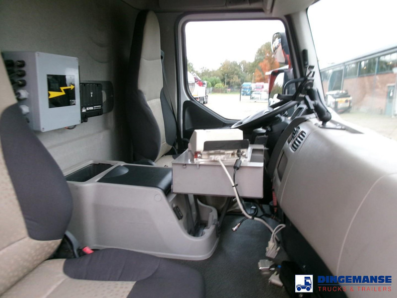 Camión cisterna Renault Premium 270 4x2 fuel tank 13.8 m3 / 4 comp: foto 19 Camión cisterna Renault Premium 270 4x2 fuel tank 13.8 m3 / 4 comp: foto 19