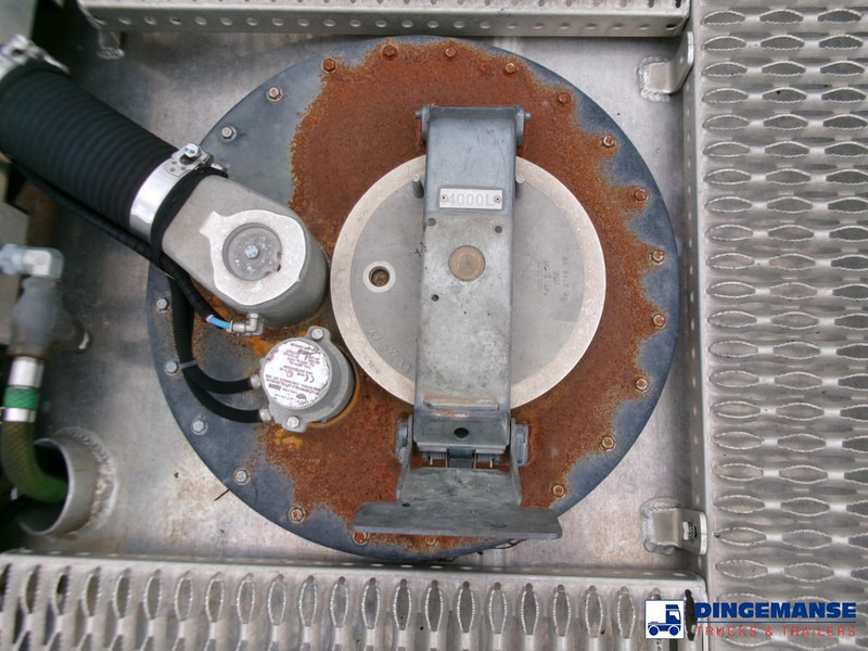 Camión cisterna Renault Premium 270 4x2 fuel tank 13.8 m3 / 4 comp: foto 13 Camión cisterna Renault Premium 270 4x2 fuel tank 13.8 m3 / 4 comp: foto 13