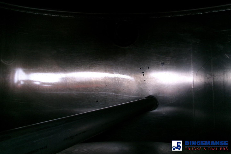 Camión cisterna Renault Premium 270 4x2 fuel tank 13.8 m3 / 4 comp: foto 16 Camión cisterna Renault Premium 270 4x2 fuel tank 13.8 m3 / 4 comp: foto 16