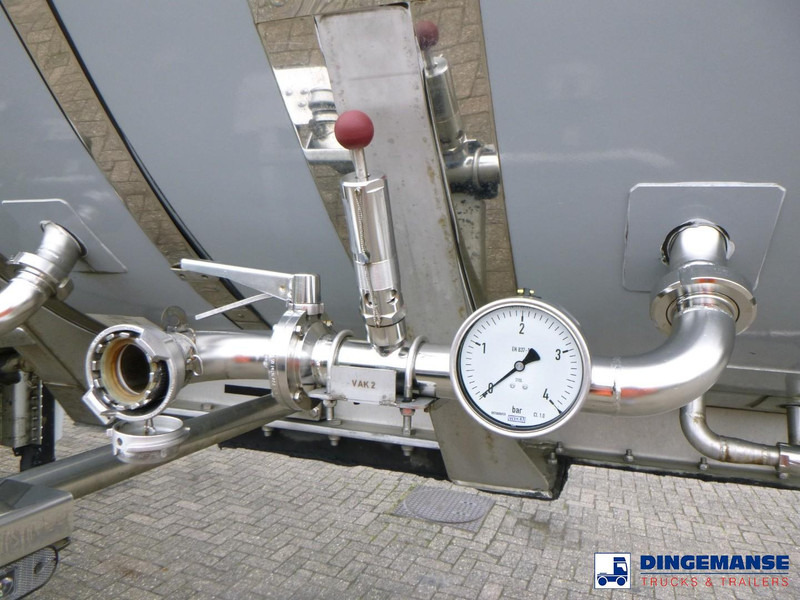 Leasing de Van Hool Food tank inox 62 m3 / 3 comp Van Hool Food tank inox 62 m3 / 3 comp: foto 13 Leasing de Van Hool Food tank inox 62 m3 / 3 comp Van Hool Food tank inox 62 m3 / 3 comp: foto 13