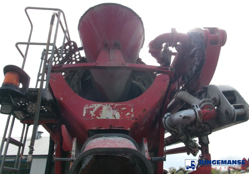 Leasing de Volvo FM 420 8X4 Cifa MK25H concrete pump 25 m / mixer 7 m3 Volvo FM 420 8X4 Cifa MK25H concrete pump 25 m / mixer 7 m3: foto 20