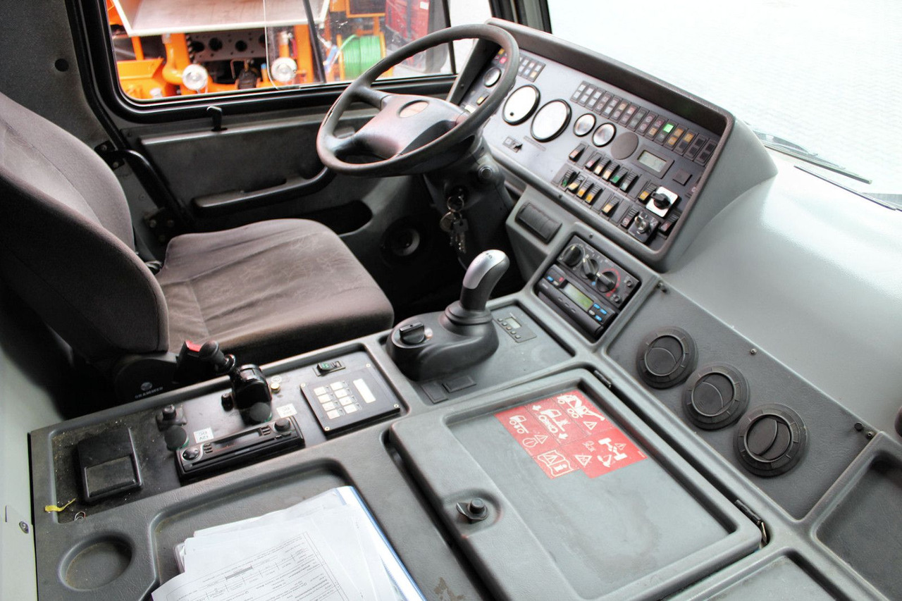 Camión grúa Faun Tadano FAUN ATF 90 G-4 8x6 Autokran + 20 tonnen: foto 15