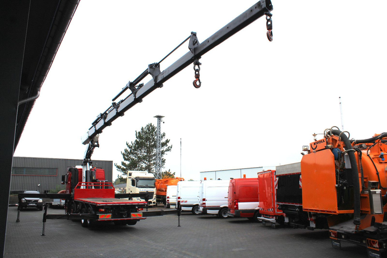 Volvo FM 480 8x2 Pritsche + FASSI F800XP Kran 6x - Camión caja abierta, Camión grúa: foto 4 Volvo FM 480 8x2 Pritsche + FASSI F800XP Kran 6x - Camión caja abierta, Camión grúa: foto 4