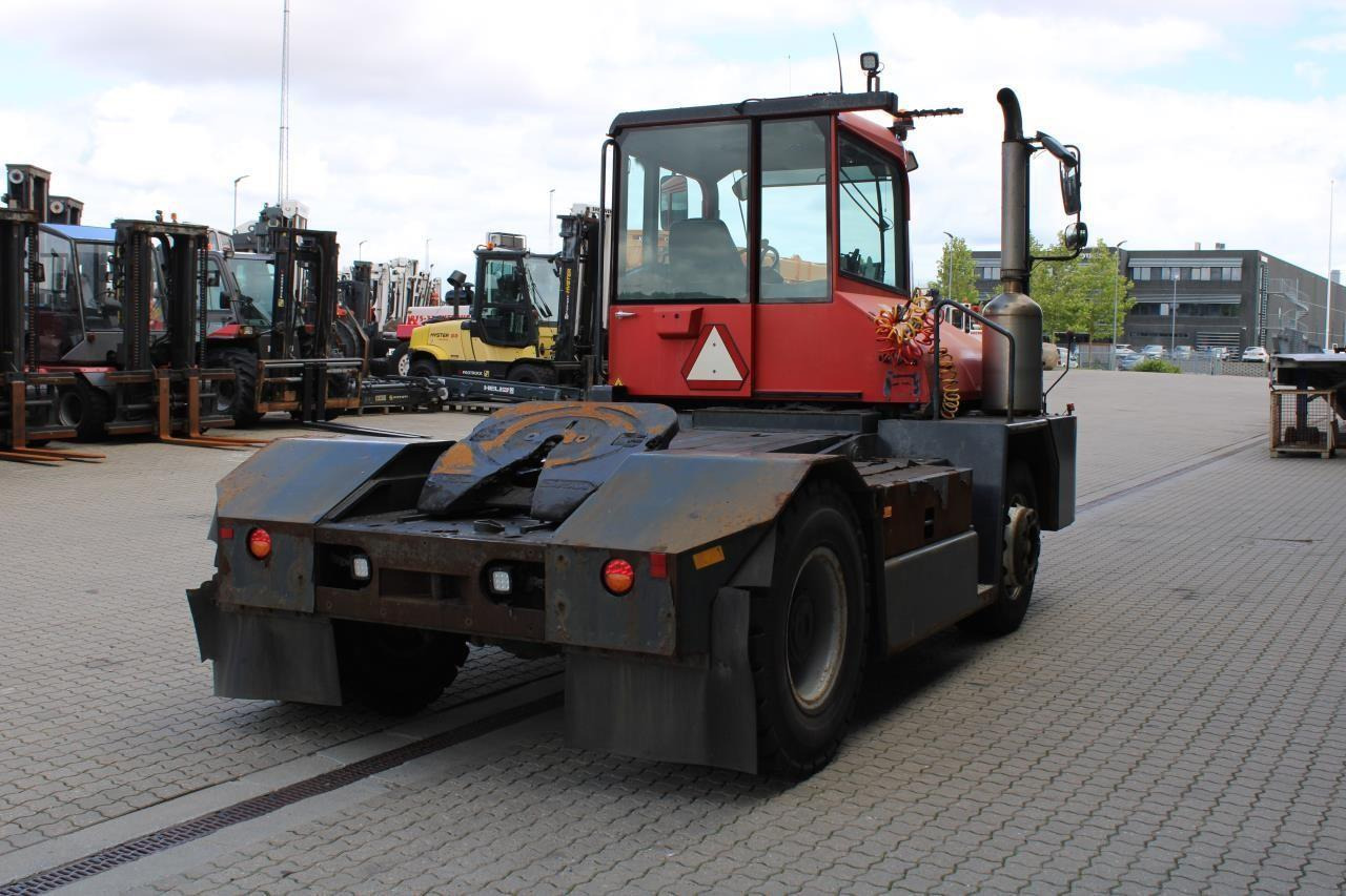 Kalmar TT618I - Tractor industrial: foto 3 Kalmar TT618I - Tractor industrial: foto 3