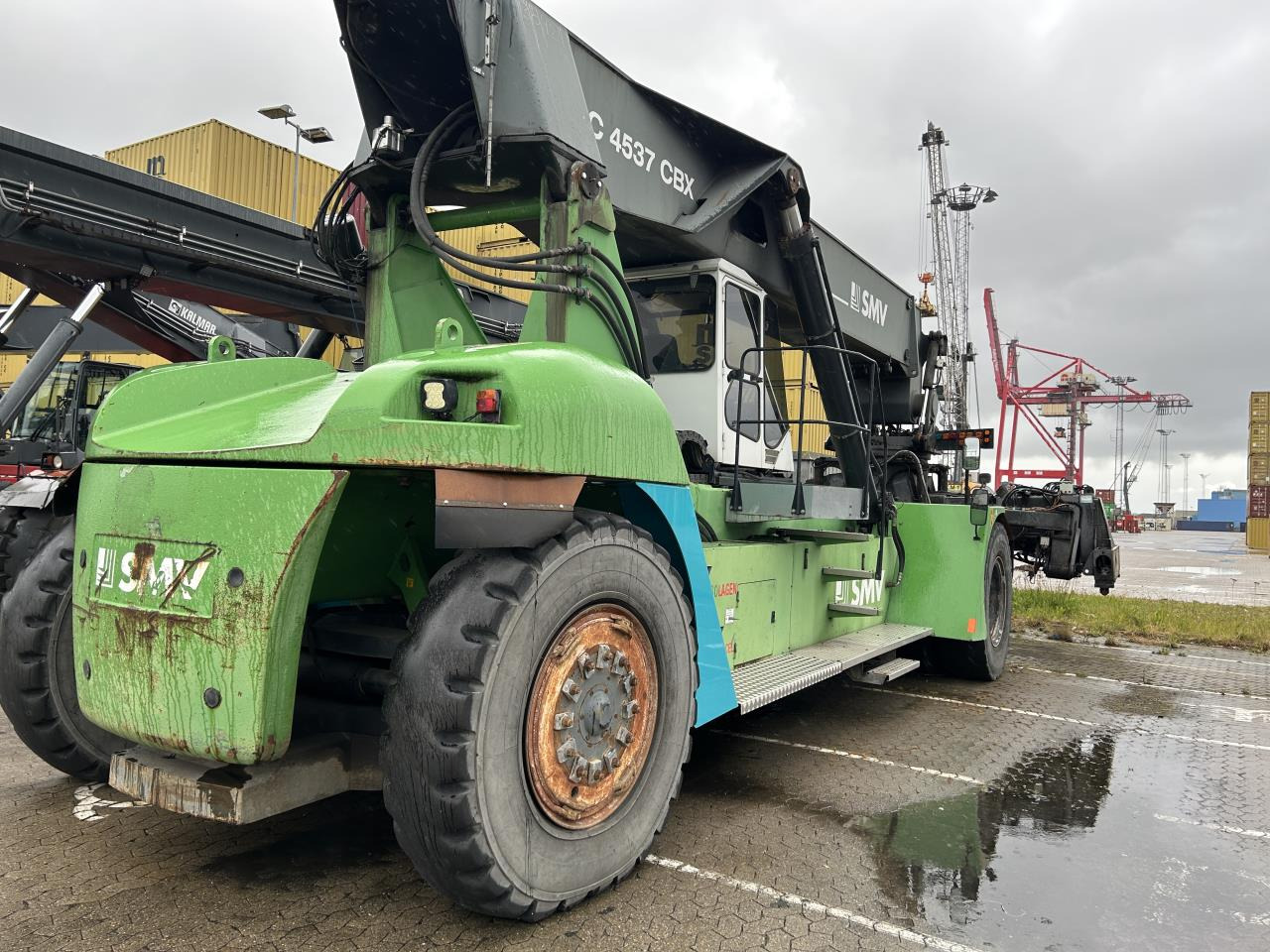 SMV SC4537 CBX5 - Reach stacker: foto 2 SMV SC4537 CBX5 - Reach stacker: foto 2