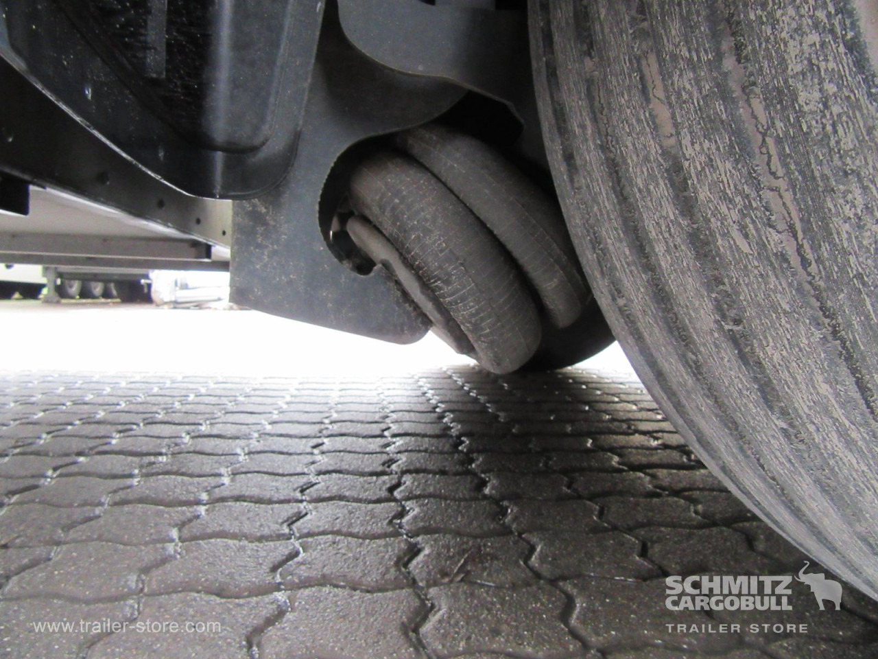 SCHMITZ Auflieger Curtainsider Mega - Semirremolque lona: foto 3 SCHMITZ Auflieger Curtainsider Mega - Semirremolque lona: foto 3