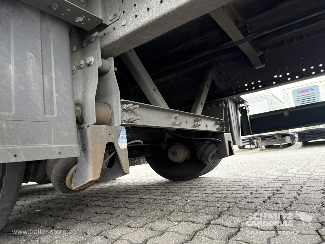 SCHMITZ Auflieger Curtainsider Mega - Semirremolque lona: foto 2 SCHMITZ Auflieger Curtainsider Mega - Semirremolque lona: foto 2