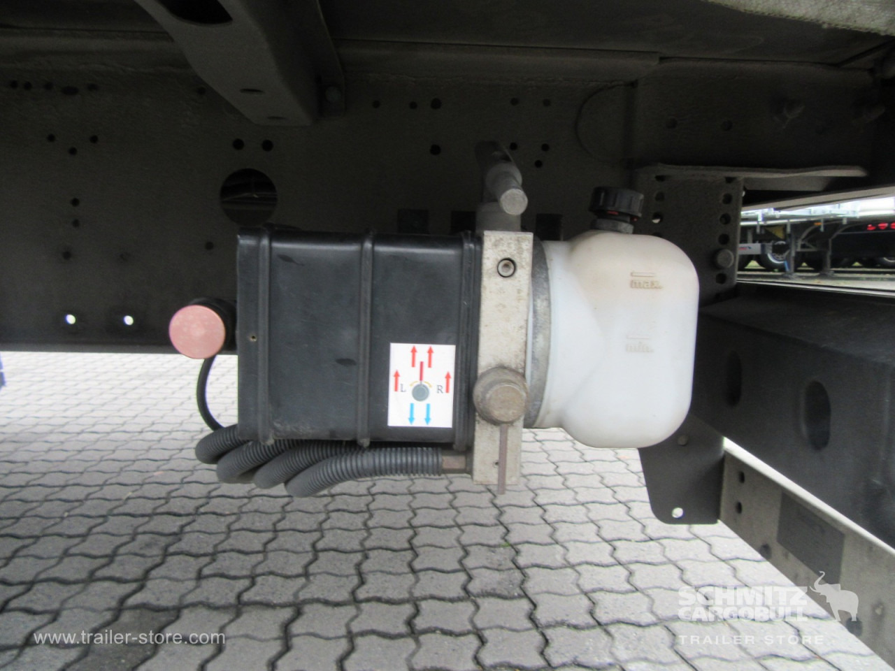 SCHMITZ Auflieger Curtainsider Mega - Semirremolque lona: foto 4 SCHMITZ Auflieger Curtainsider Mega - Semirremolque lona: foto 4