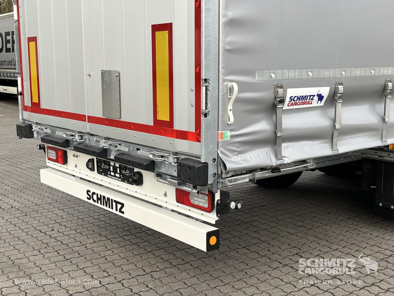 SCHMITZ Auflieger Curtainsider Mega - Semirremolque lona: foto 4 SCHMITZ Auflieger Curtainsider Mega - Semirremolque lona: foto 4