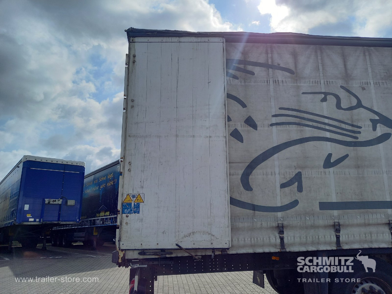 SCHMITZ Auflieger Curtainsider Standard - Semirremolque lona: foto 3 SCHMITZ Auflieger Curtainsider Standard - Semirremolque lona: foto 3