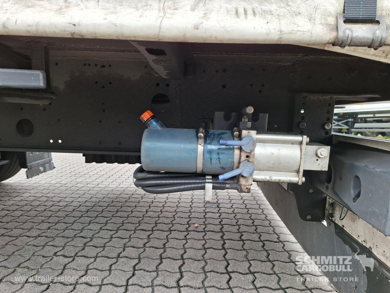 SCHMITZ Auflieger Curtainsider Varios - Semirremolque lona: foto 2 SCHMITZ Auflieger Curtainsider Varios - Semirremolque lona: foto 2