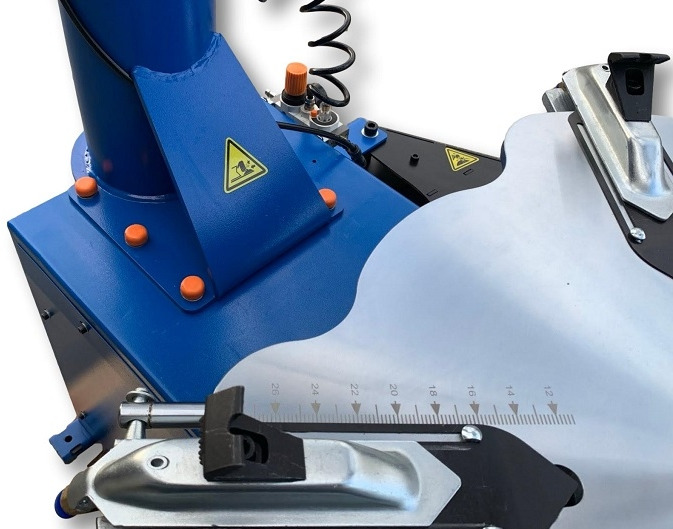 TC26AH car tyre changer - 2 helper arms - Air booster - Equipo de taller: foto 3 TC26AH car tyre changer - 2 helper arms - Air booster - Equipo de taller: foto 3